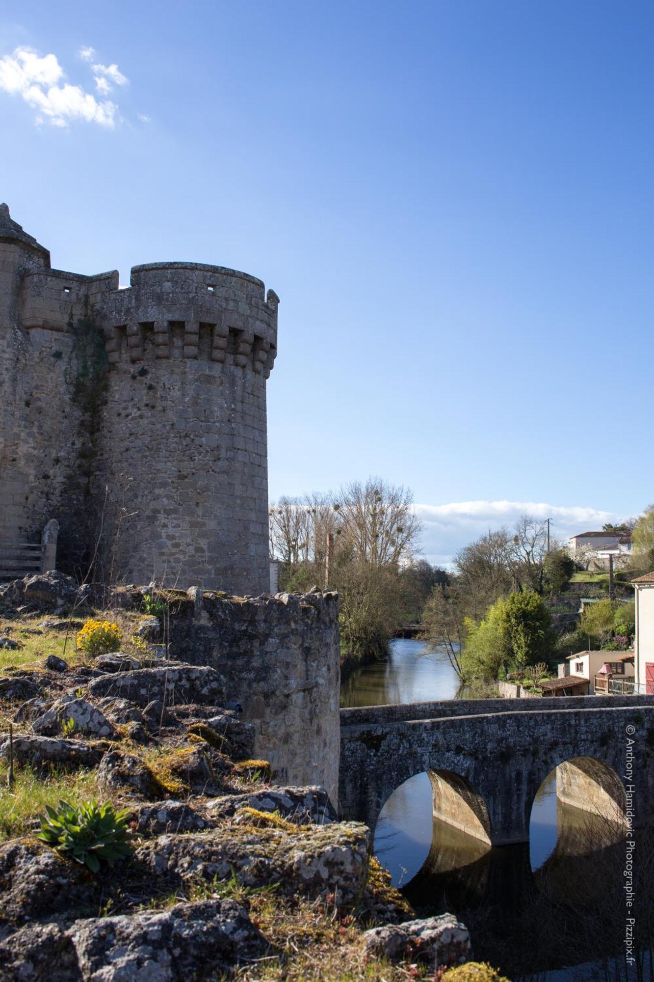Petite Maison Medievale Parthenay Kültér fotó